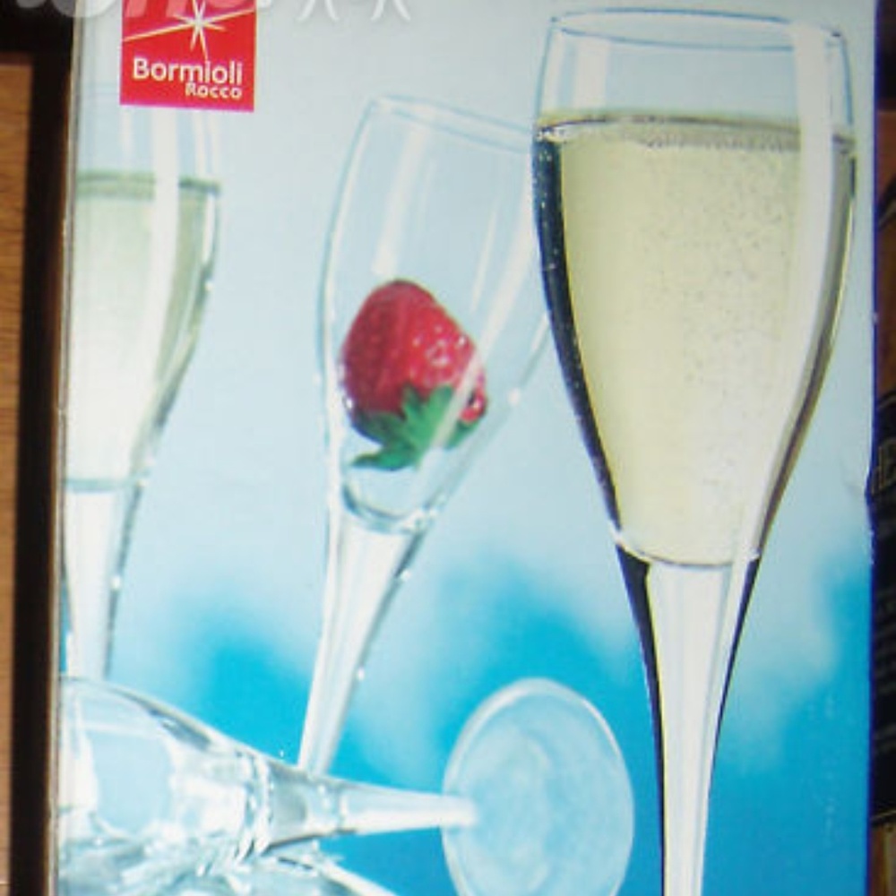 4 Elegant Bormioli Rocco Toscana Champagne Glass